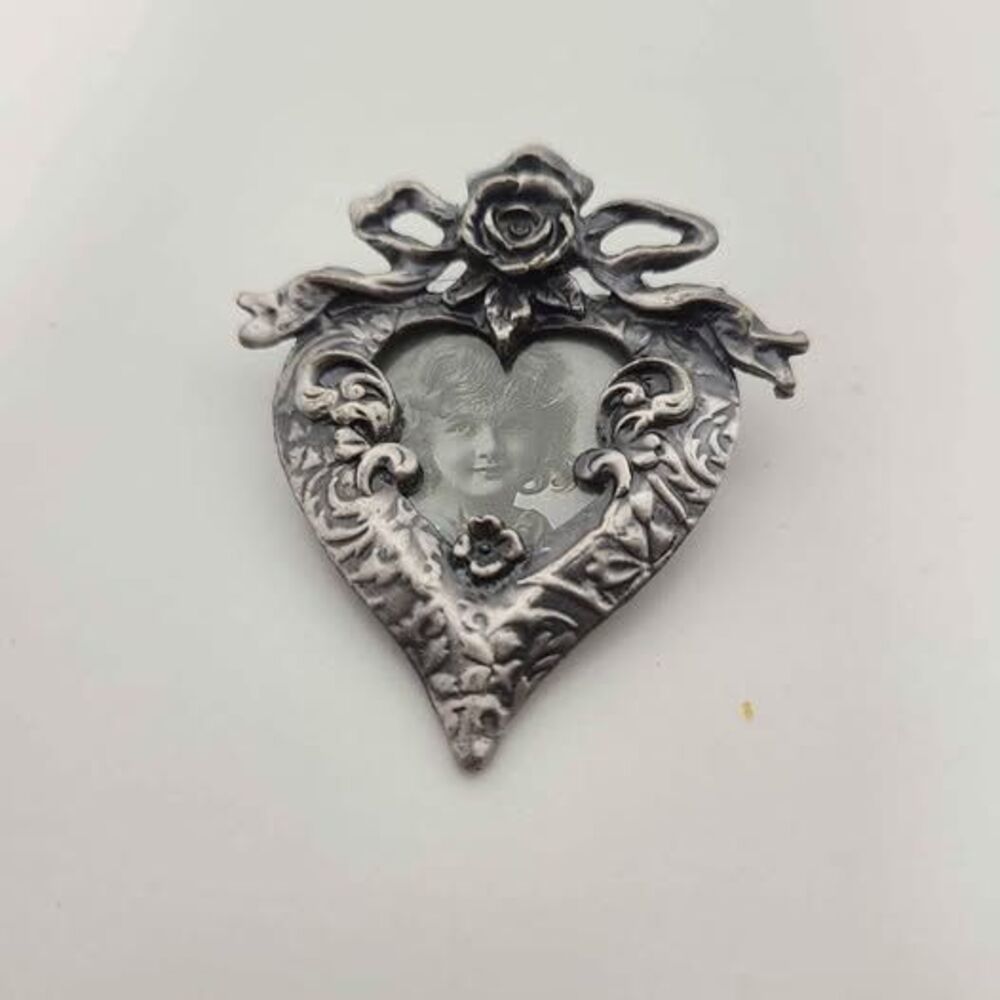 Victorian Pewter Silver Brooch Vintage Papel